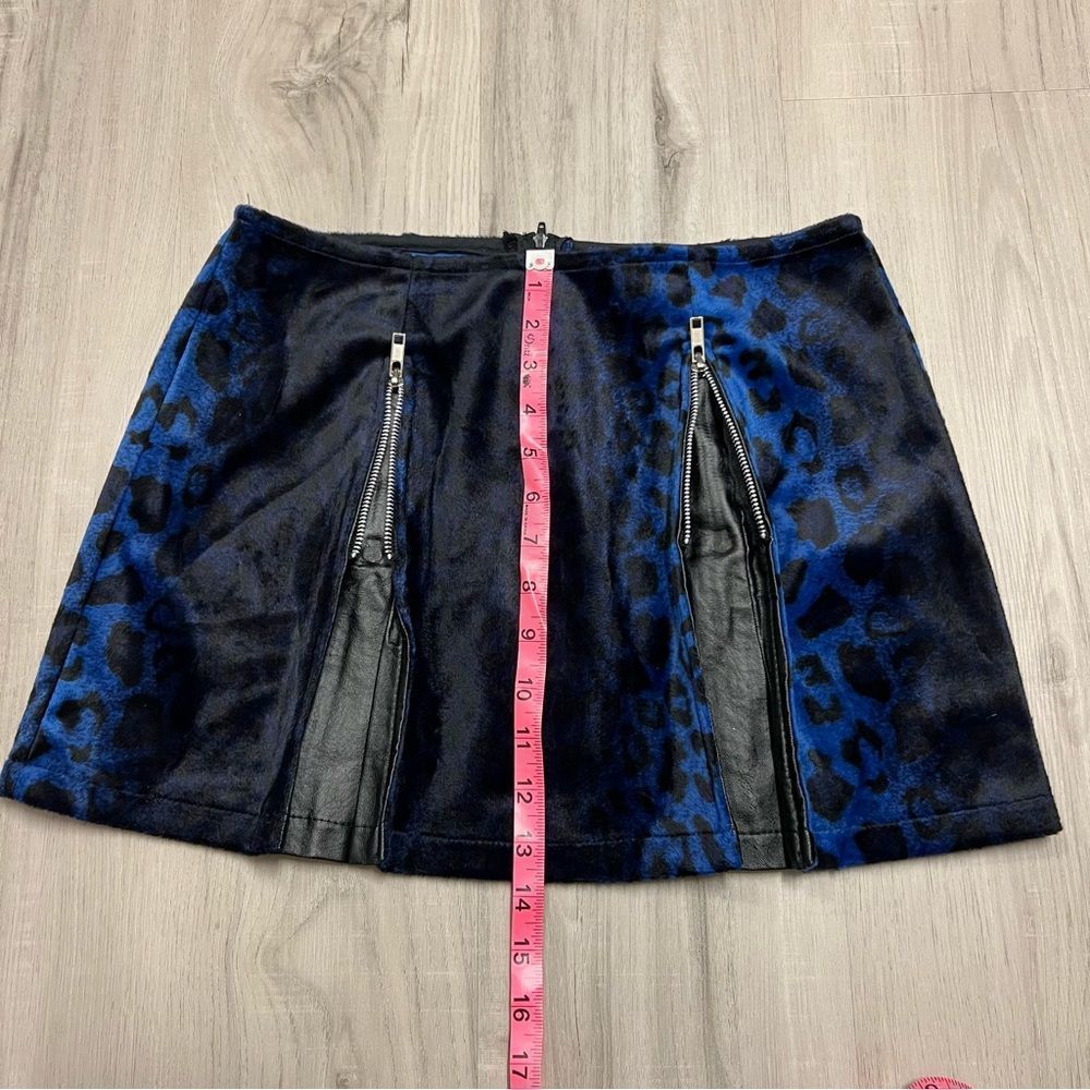 NWT vintage Lip Service blue black faux fur animal print miniskirt sz M zippers - Picture 4 of 11